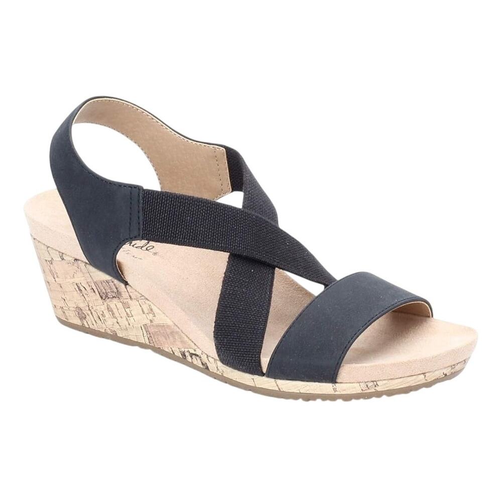LifeStride Women's Mexico Wedge Sandal in Black, Size 8